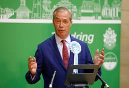 Nigel Farage é reeleito ao Parlamento britânico em eleição suplementar